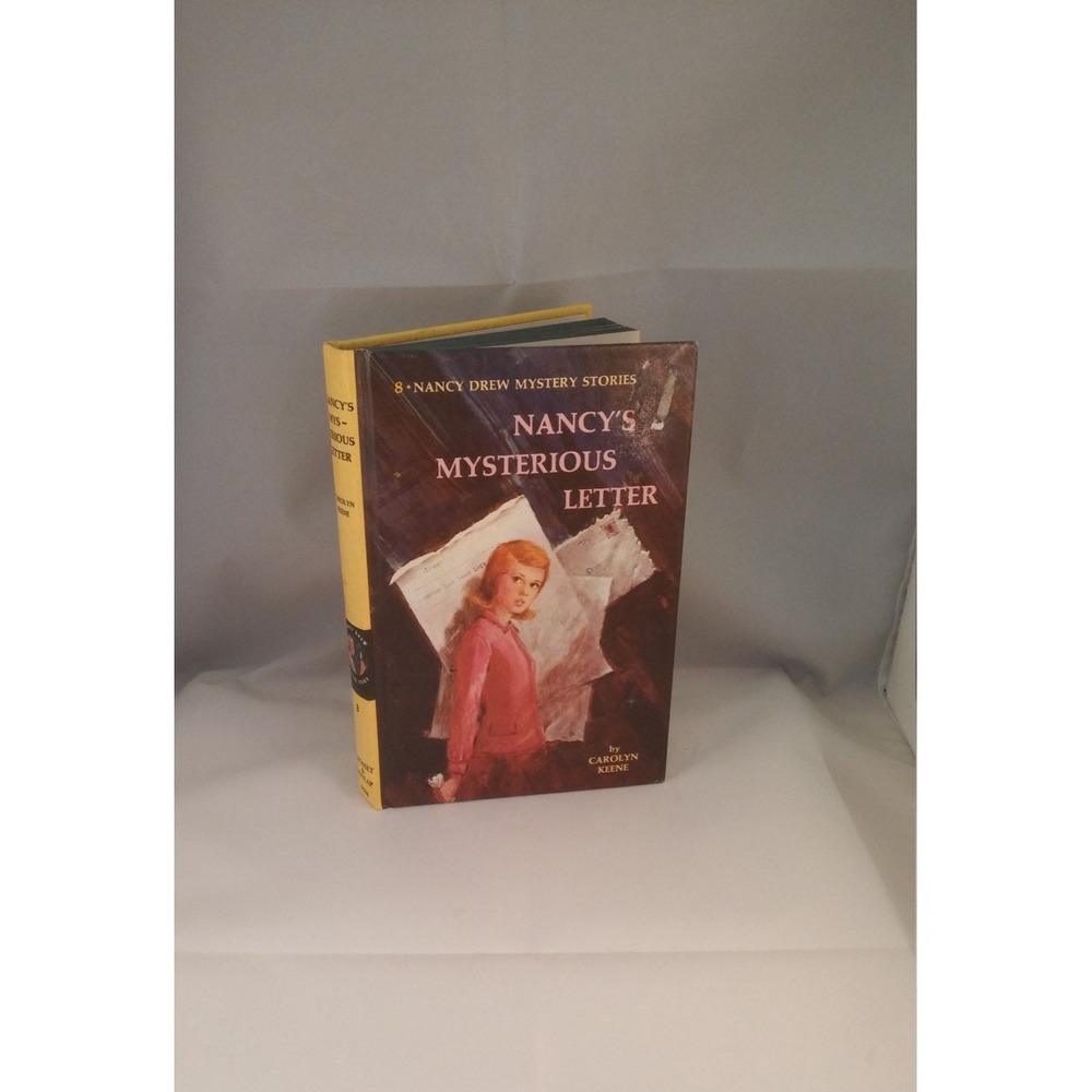 Nancys Mysterious Letter Nancy Drew mystery book, Carolyn Keene